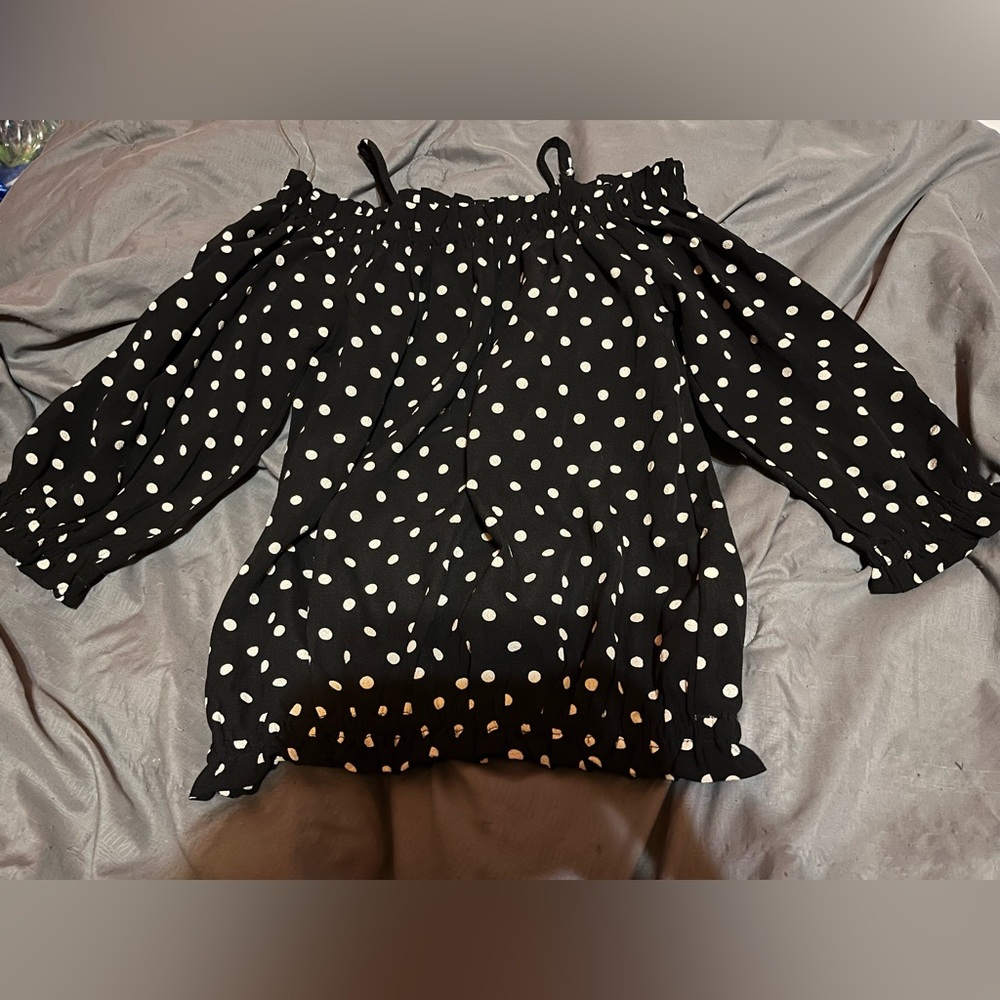 Black polka-dot blouse - Picture 1 of 3